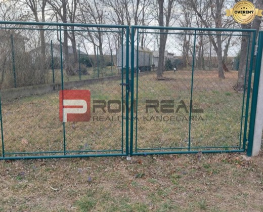 Na PREDAJ záhrada na skok od Bratislavy v obci Hamuliakovo
